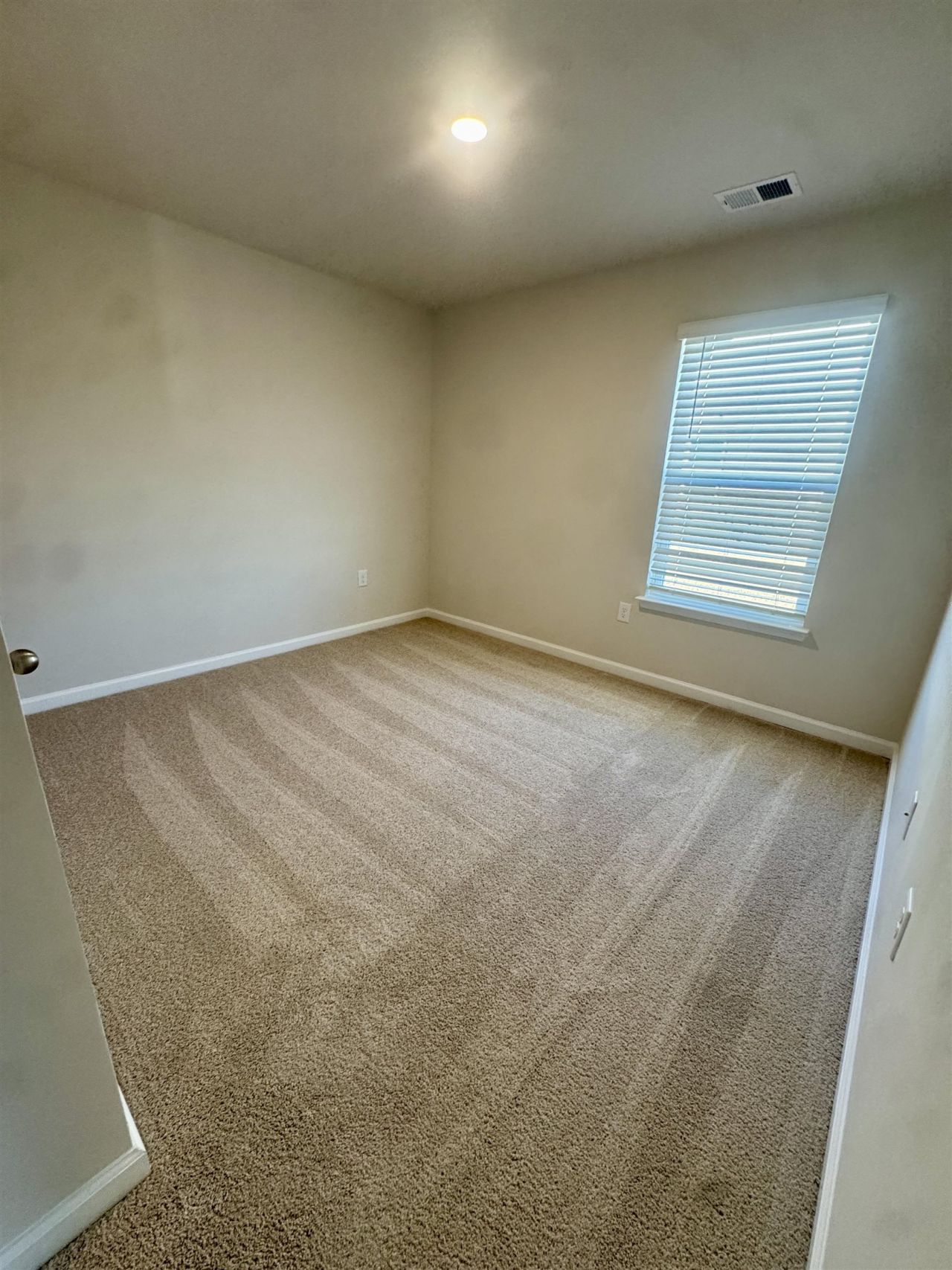 390 Acosta Circle  Photo 16