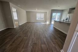 390 Acosta Circle  photo 4