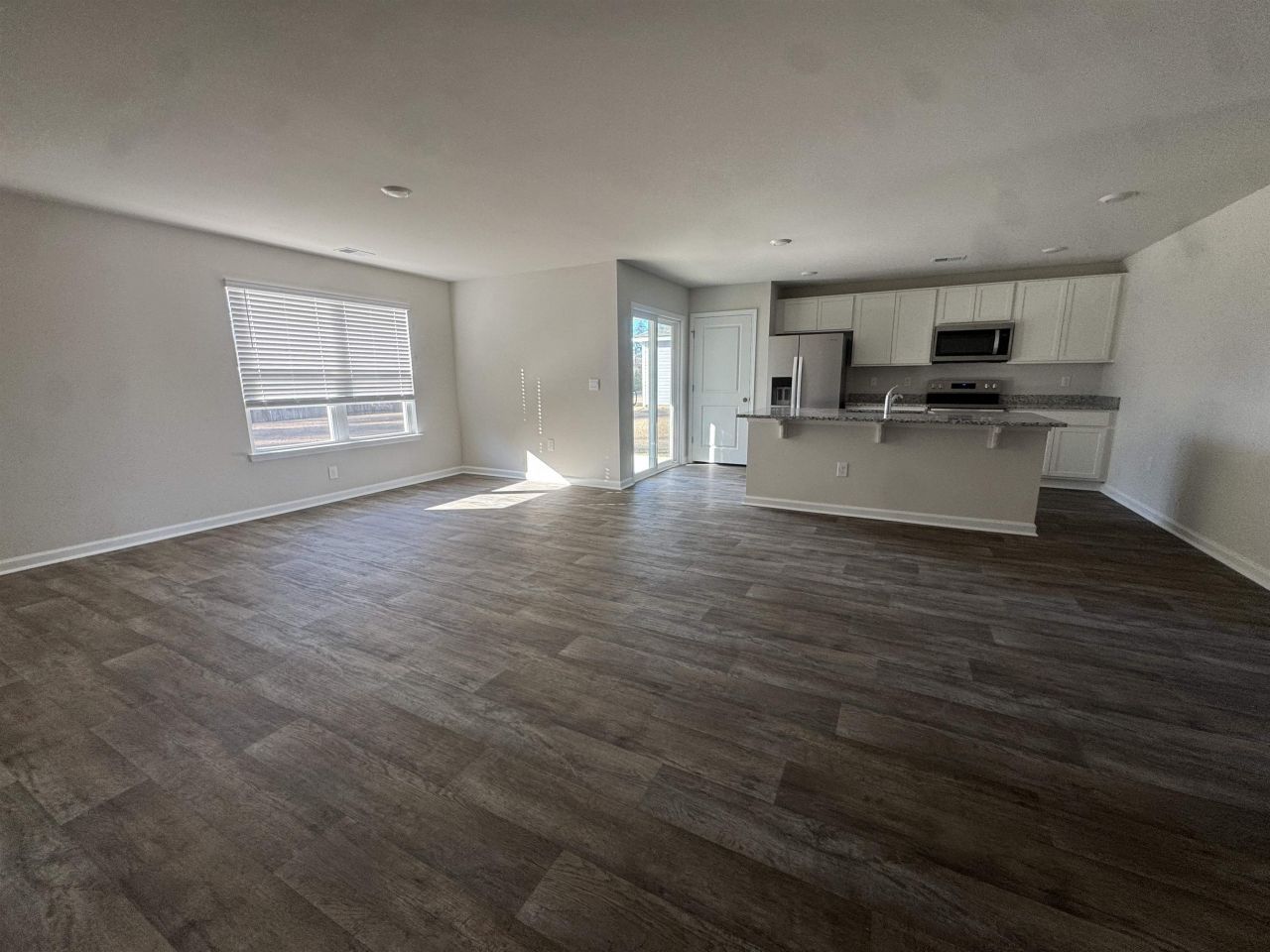 390 Acosta Circle  Photo 5