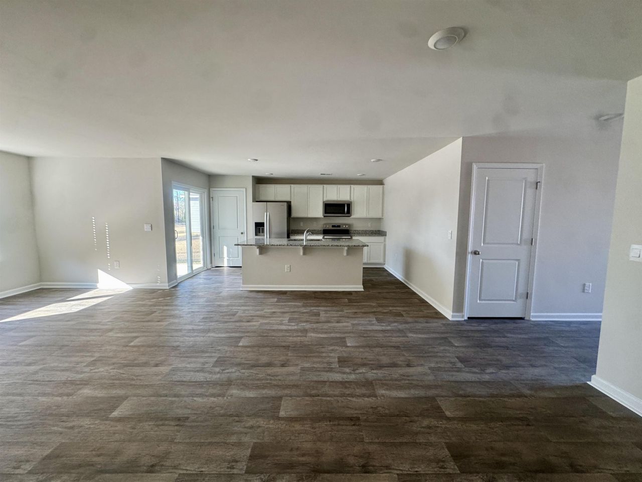 390 Acosta Circle  Photo 6