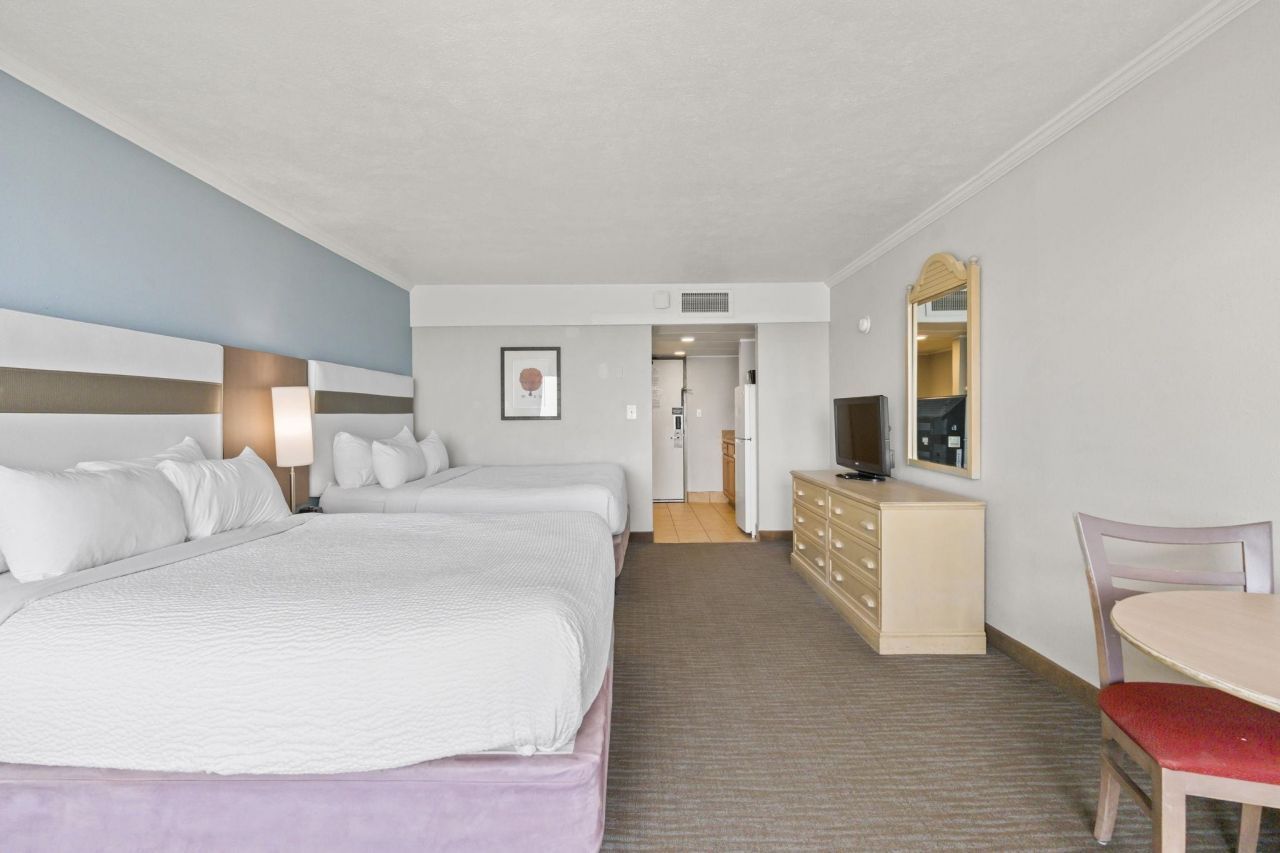 7100 N Ocean Blvd. Photo 5