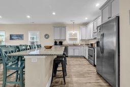 117-b 16th Ave. S  photo 4