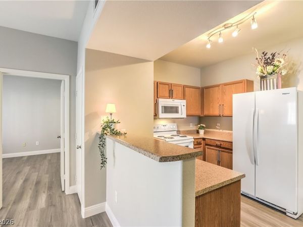2051 Hussium Hills Street , Unit 104, Las Vegas, NV 89108