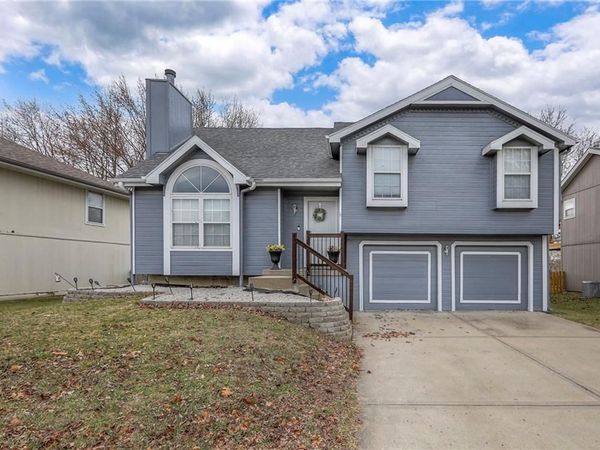 10624 N Wallace Avenue, Kansas City, MO 64157