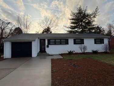 1929 Alexandria Drive, Lexington, KY 40504