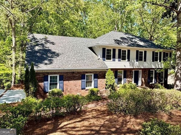 1820 Branch Valley Drive, Roswell, GA 30076
