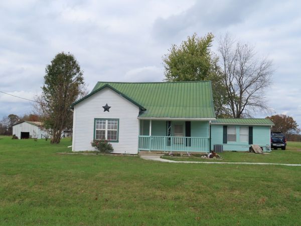 1263 Union Camp Rd , Lafayette, TN 37083