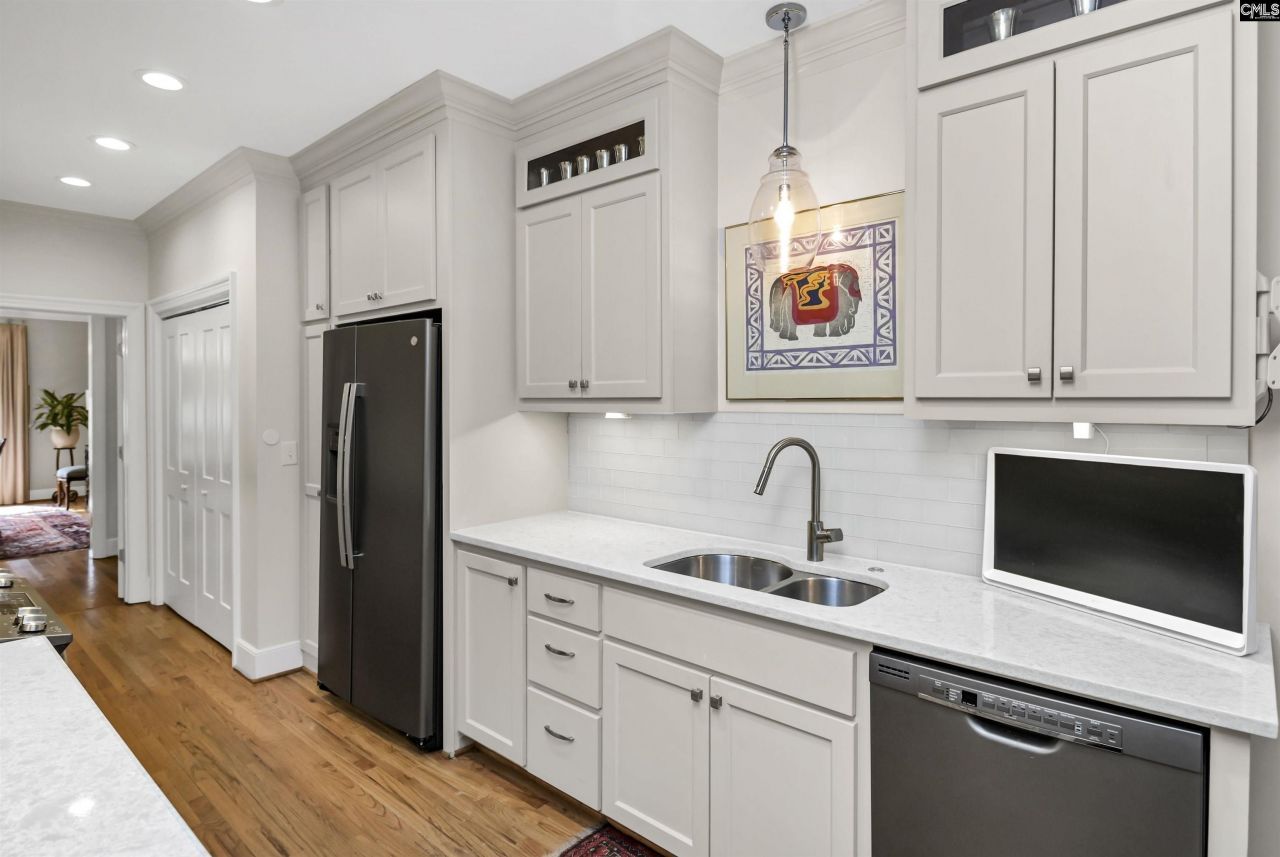 36 Quinine Hill Road  Photo 15