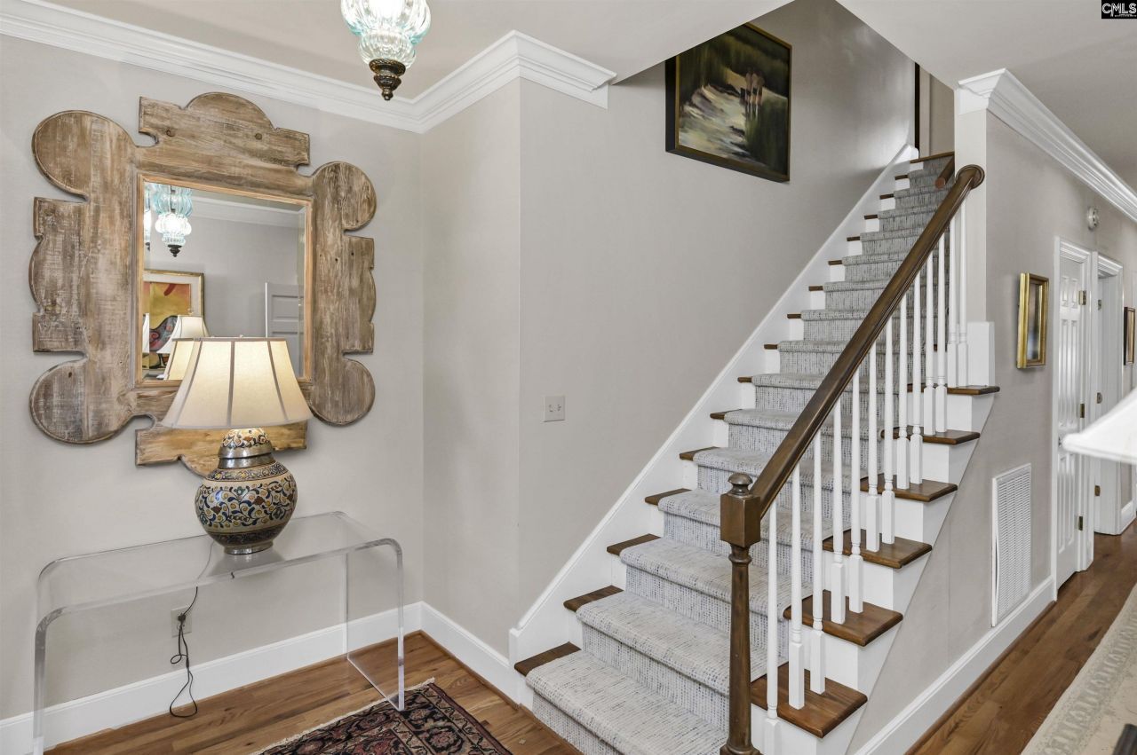 36 Quinine Hill Road  Photo 6