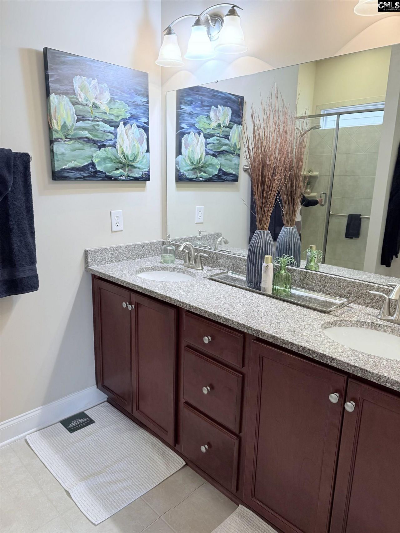 1 Downing Circle Photo 28