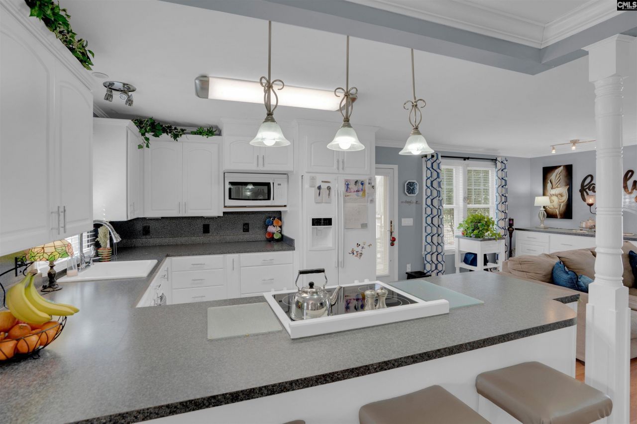 945 Brookfield Drive  Photo 12