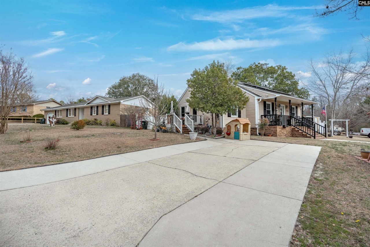 945 Brookfield Drive  Photo 19