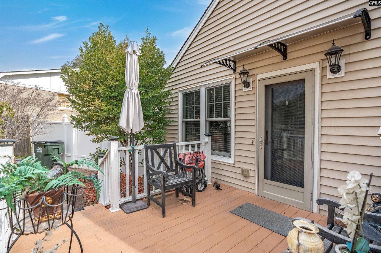 945 Brookfield Drive  Photo 20