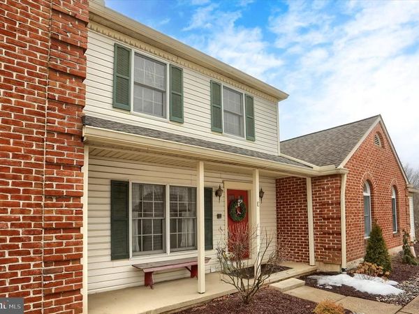 2057 E RALEIGH ROAD, HUMMELSTOWN, PA 17036