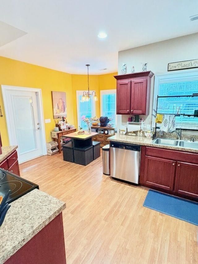 337 Basswood Ct. Photo 10