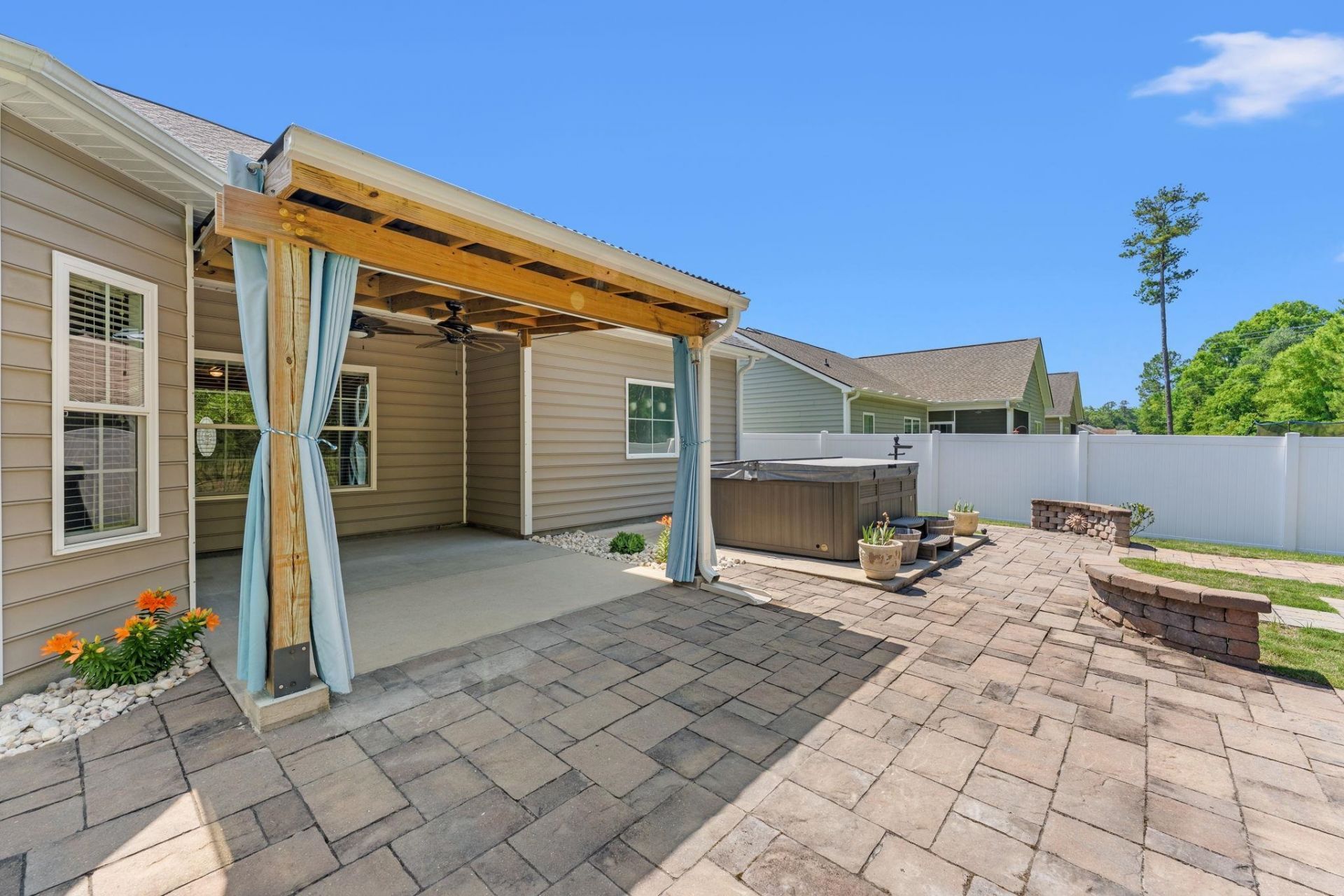 337 Basswood Ct. Photo 37