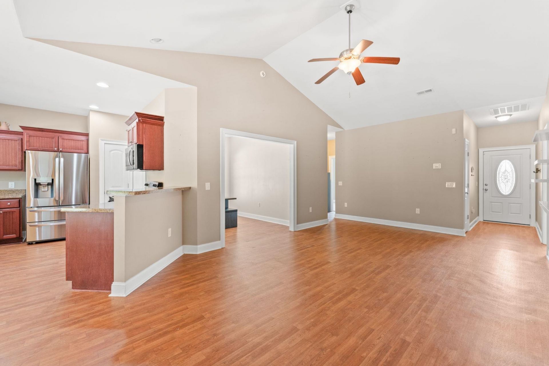 337 Basswood Ct. Photo 7