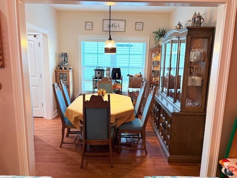 337 Basswood Ct. Photo 8