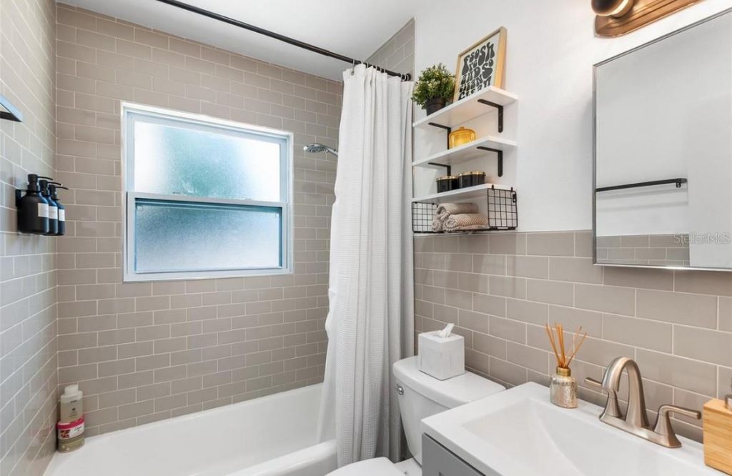 6801 20th Street N, Saint Petersburg, FL 33702 Photo