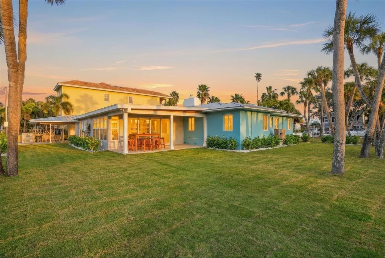 2906 Pass A Grille Way, Saint Pete Beach, FL 33706 Photo