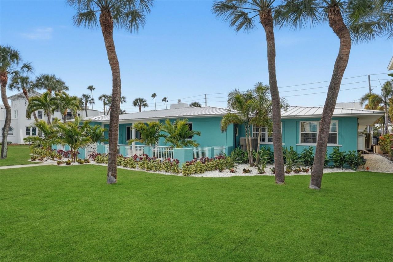 2906 Pass A Grille Way, Saint Pete Beach, FL 33706 Photo