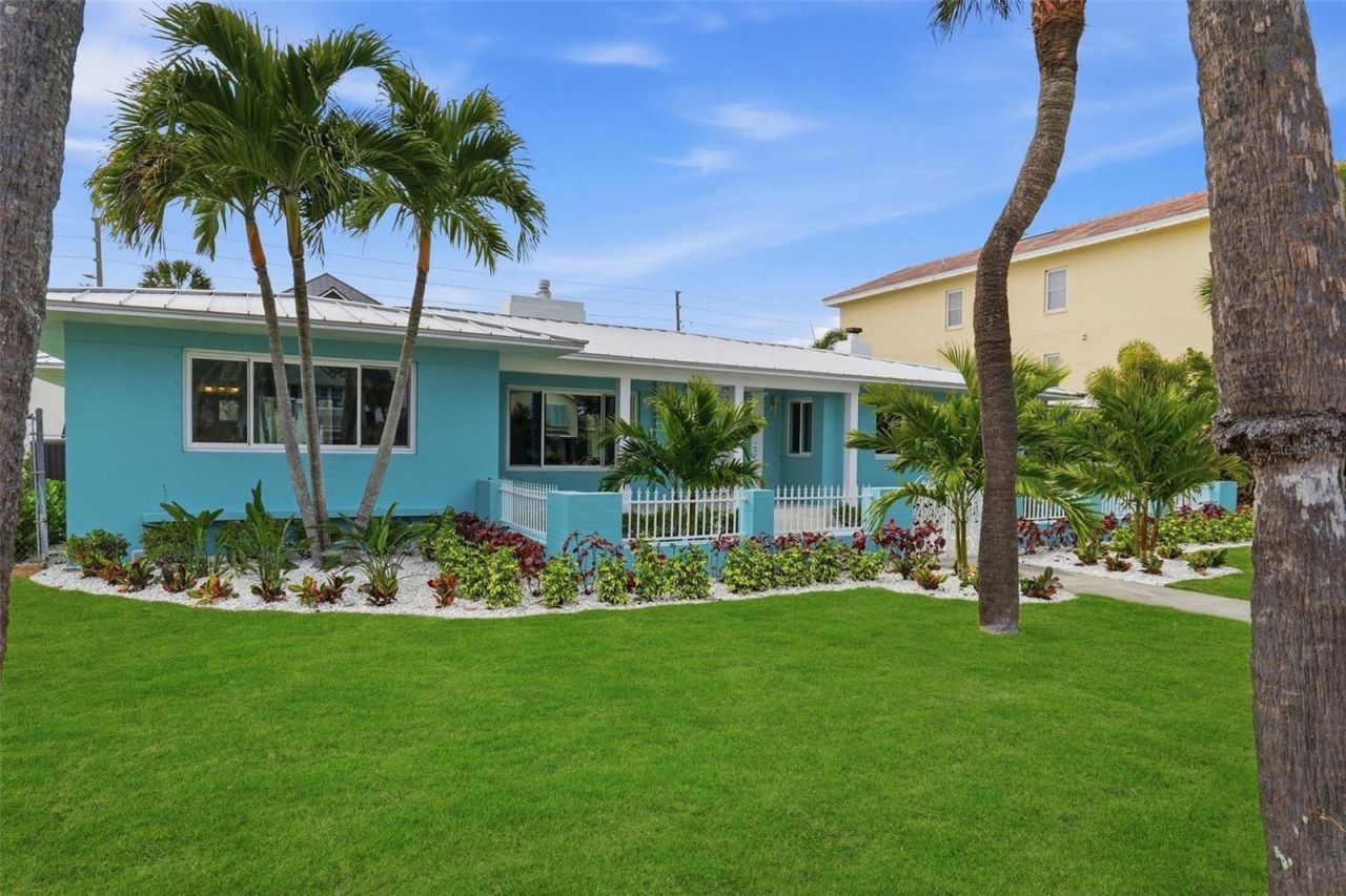 2906 Pass A Grille Way, Saint Pete Beach, FL 33706 Photo