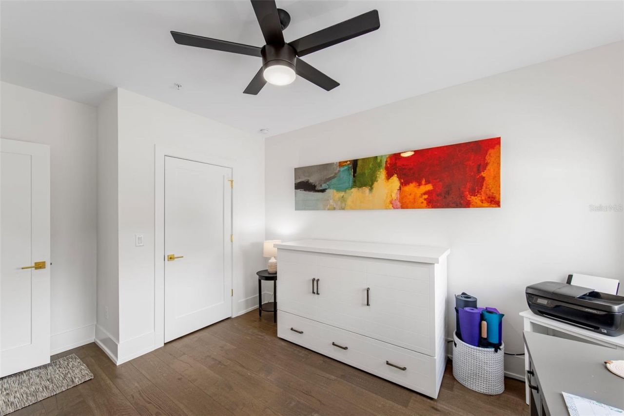 2187 Main Street, Sarasota, FL 34237 Photo