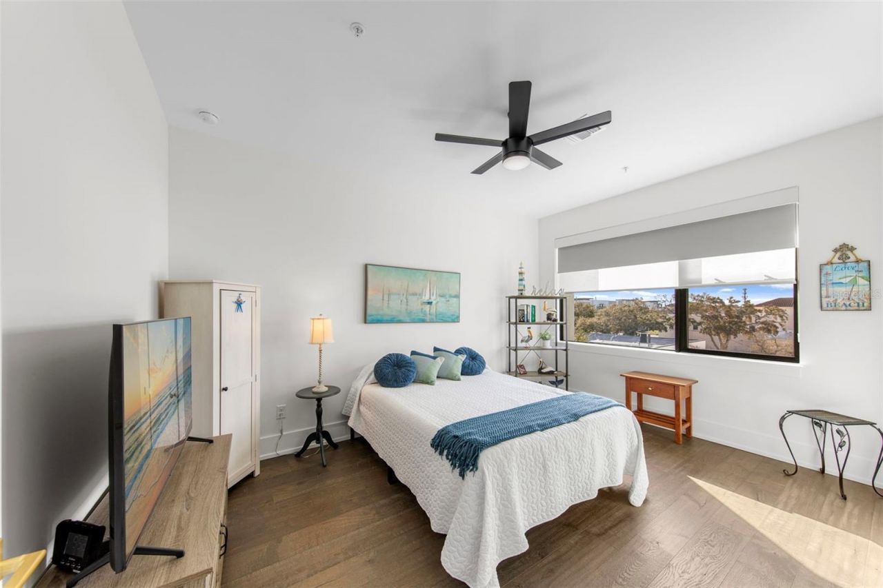 2187 Main Street, Sarasota, FL 34237 Photo