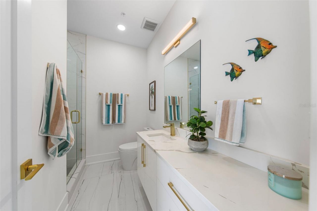 2187 Main Street, Sarasota, FL 34237 Photo