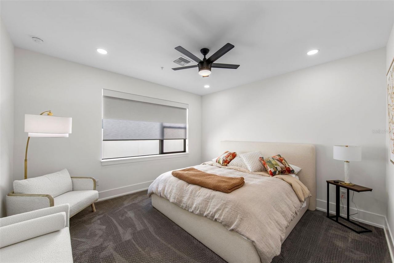 2187 Main Street, Sarasota, FL 34237 Photo