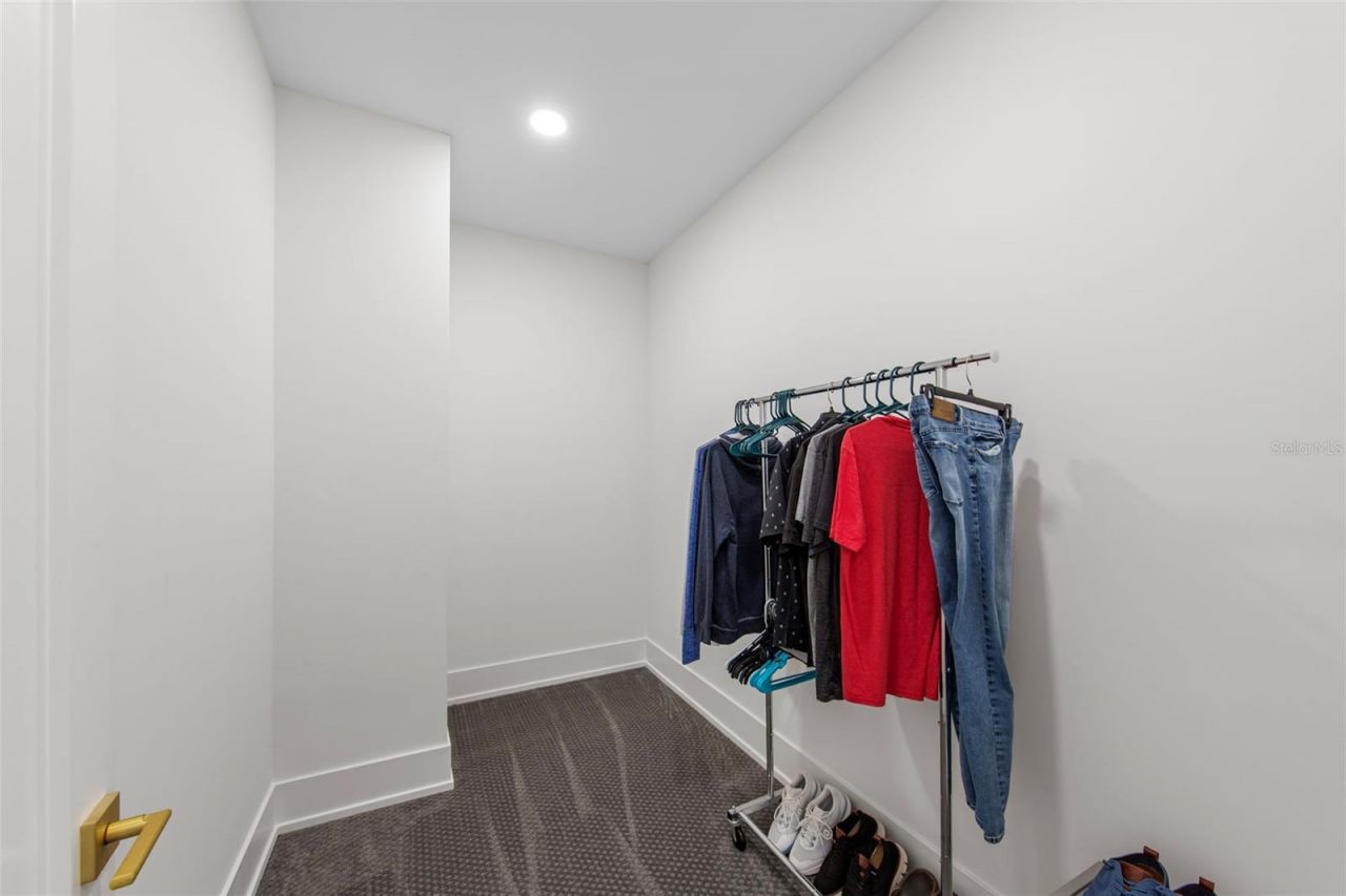 2187 Main Street, Sarasota, FL 34237 Photo