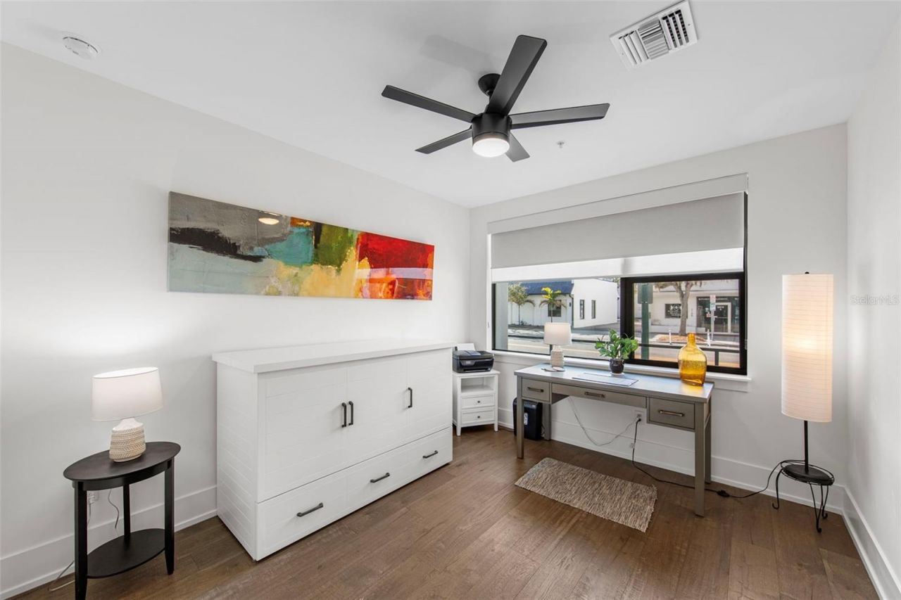 2187 Main Street, Sarasota, FL 34237 Photo