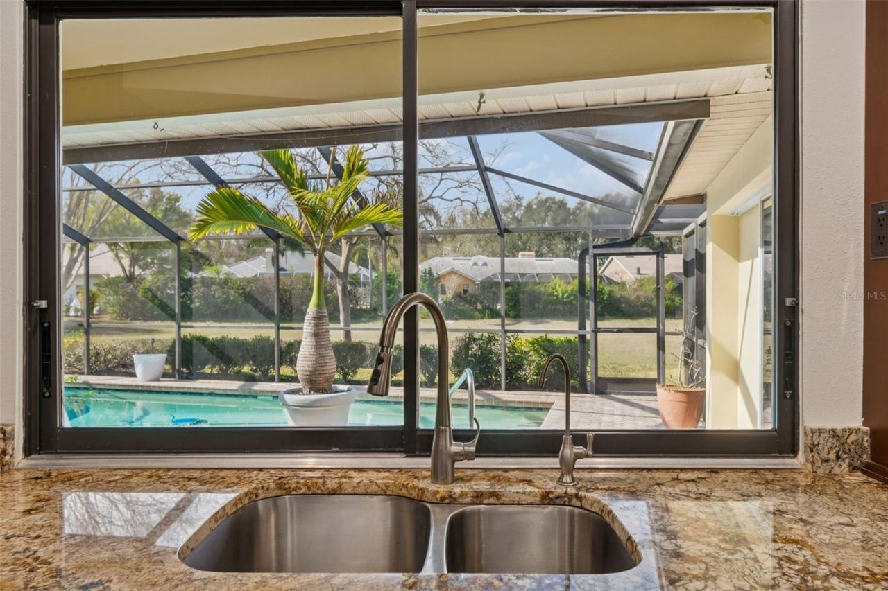 2194 Pinnacle Circle N, Palm Harbor, FL 34684 Photo