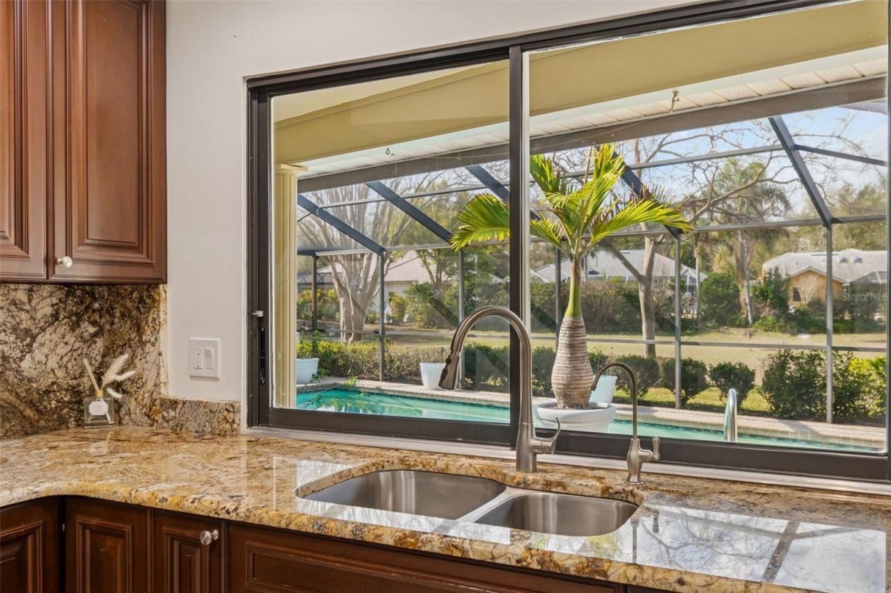 2194 Pinnacle Circle N, Palm Harbor, FL 34684 Photo