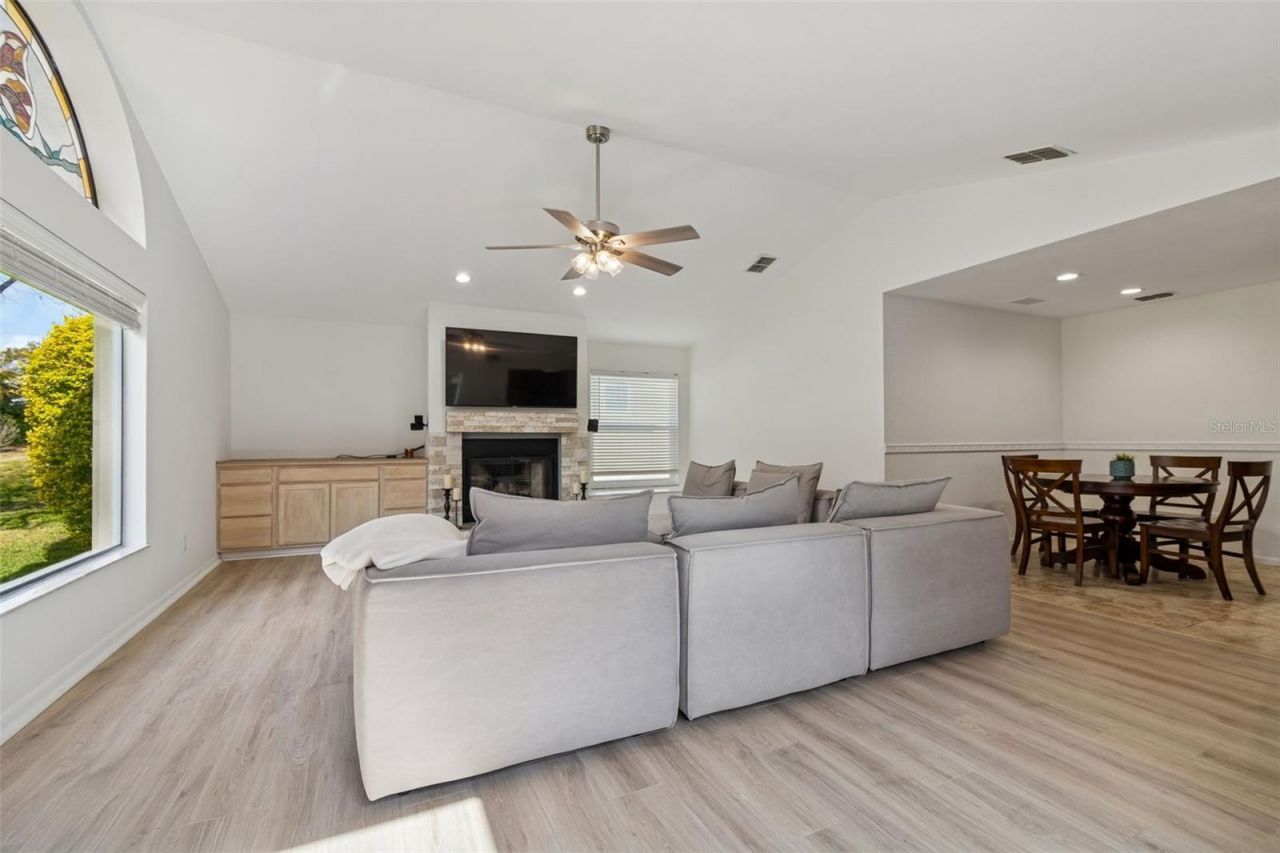 2194 Pinnacle Circle N, Palm Harbor, FL 34684 Photo