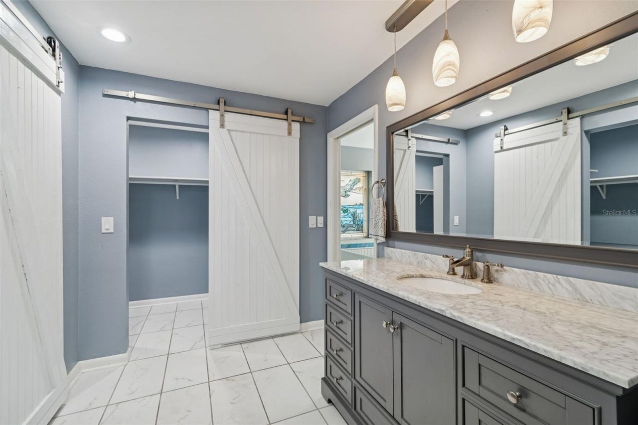 2194 Pinnacle Circle N, Palm Harbor, FL 34684 Photo