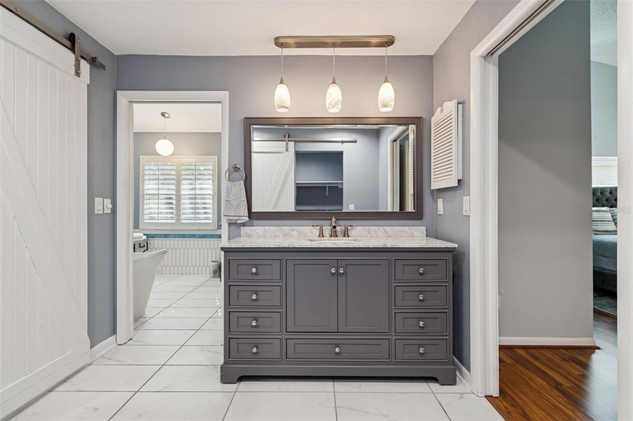 2194 Pinnacle Circle N, Palm Harbor, FL 34684 Photo