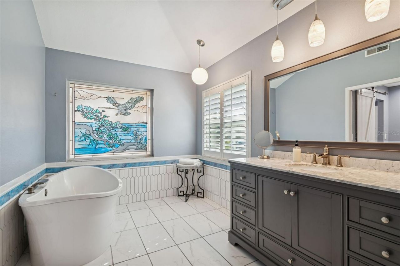 2194 Pinnacle Circle N, Palm Harbor, FL 34684 Photo