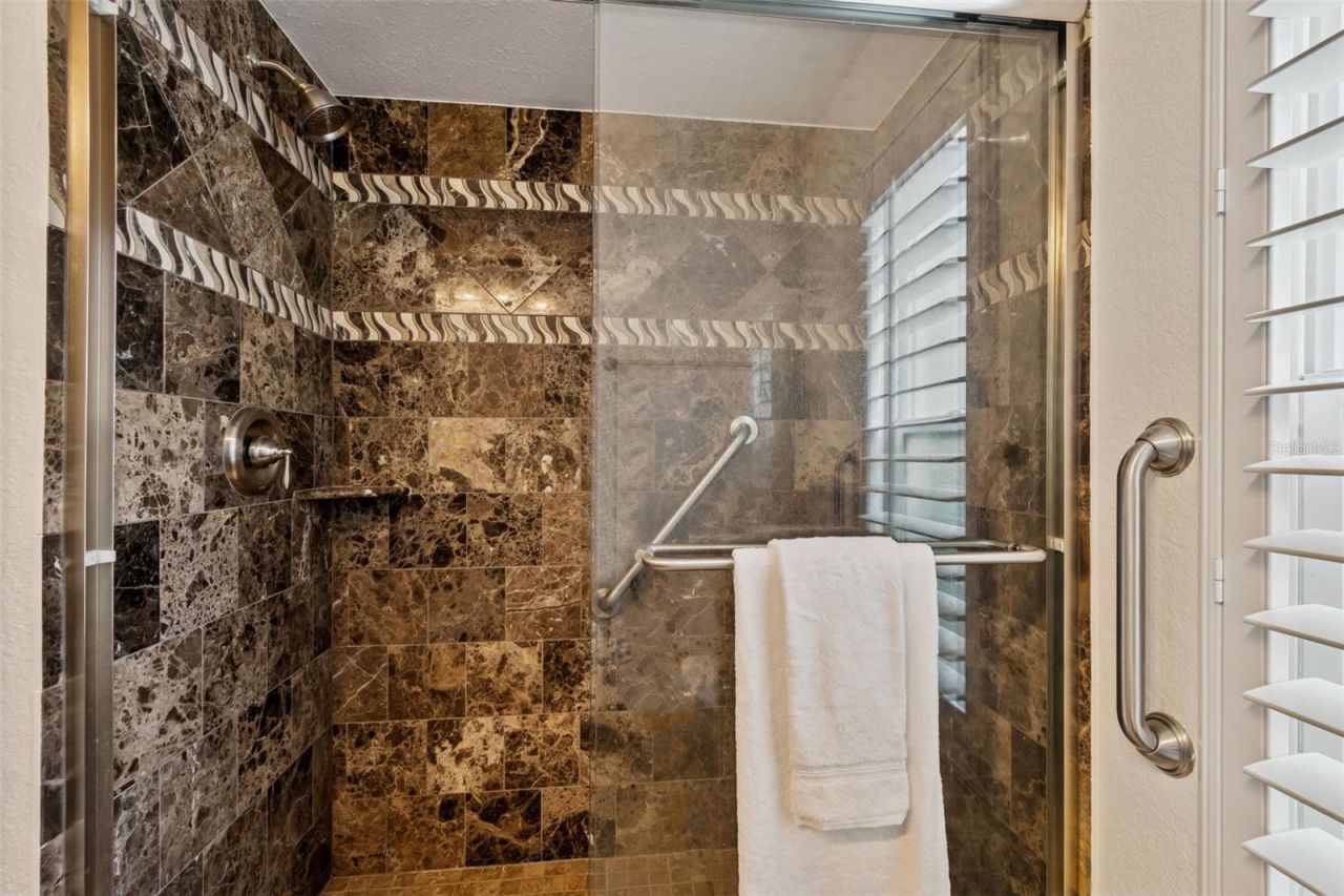 2194 Pinnacle Circle N, Palm Harbor, FL 34684 Photo