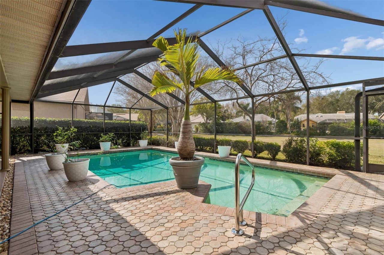 2194 Pinnacle Circle N, Palm Harbor, FL 34684 Photo