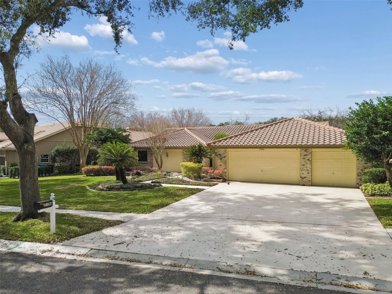 2194 Pinnacle Circle N, Palm Harbor, FL 34684 Photo