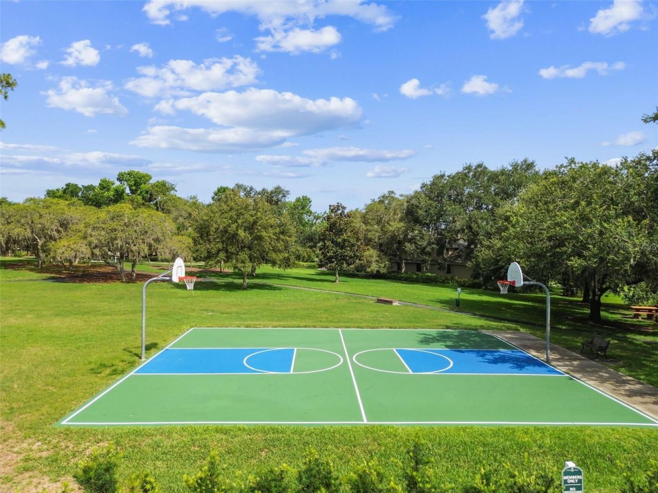 2194 Pinnacle Circle N, Palm Harbor, FL 34684 Photo