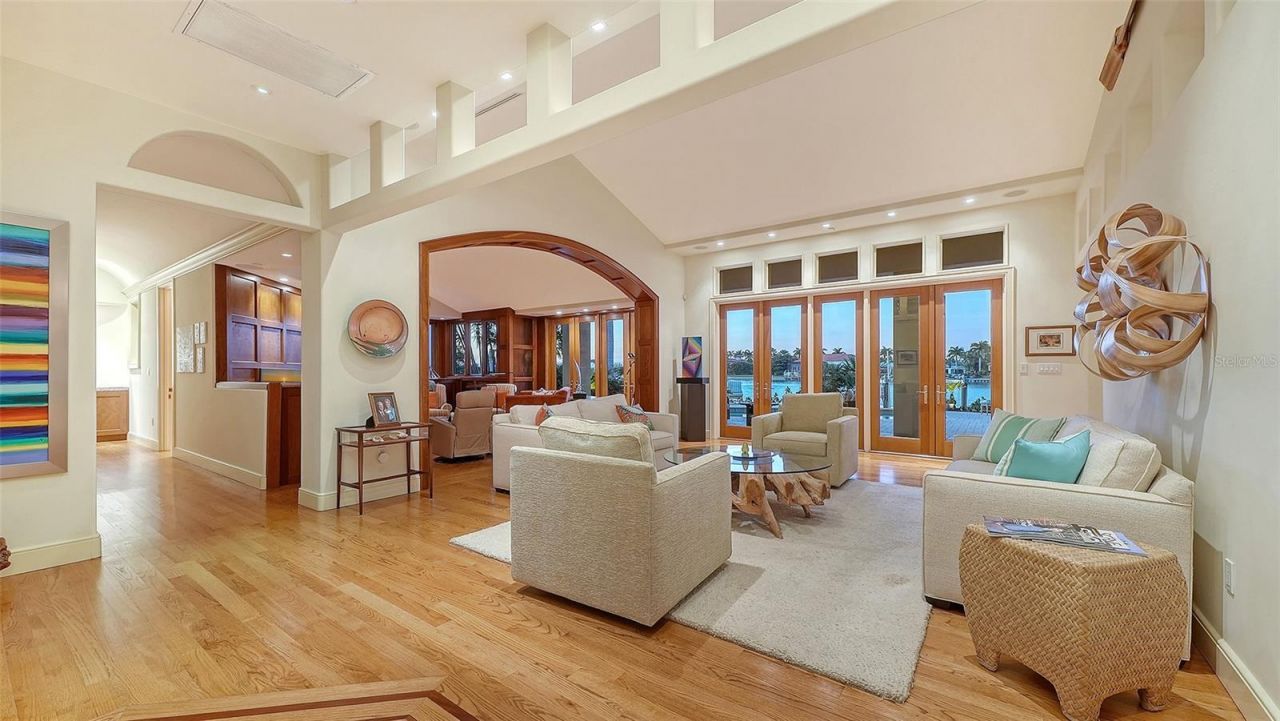 316 W Royal Flamingo Drive, Sarasota, FL 34236 Photo