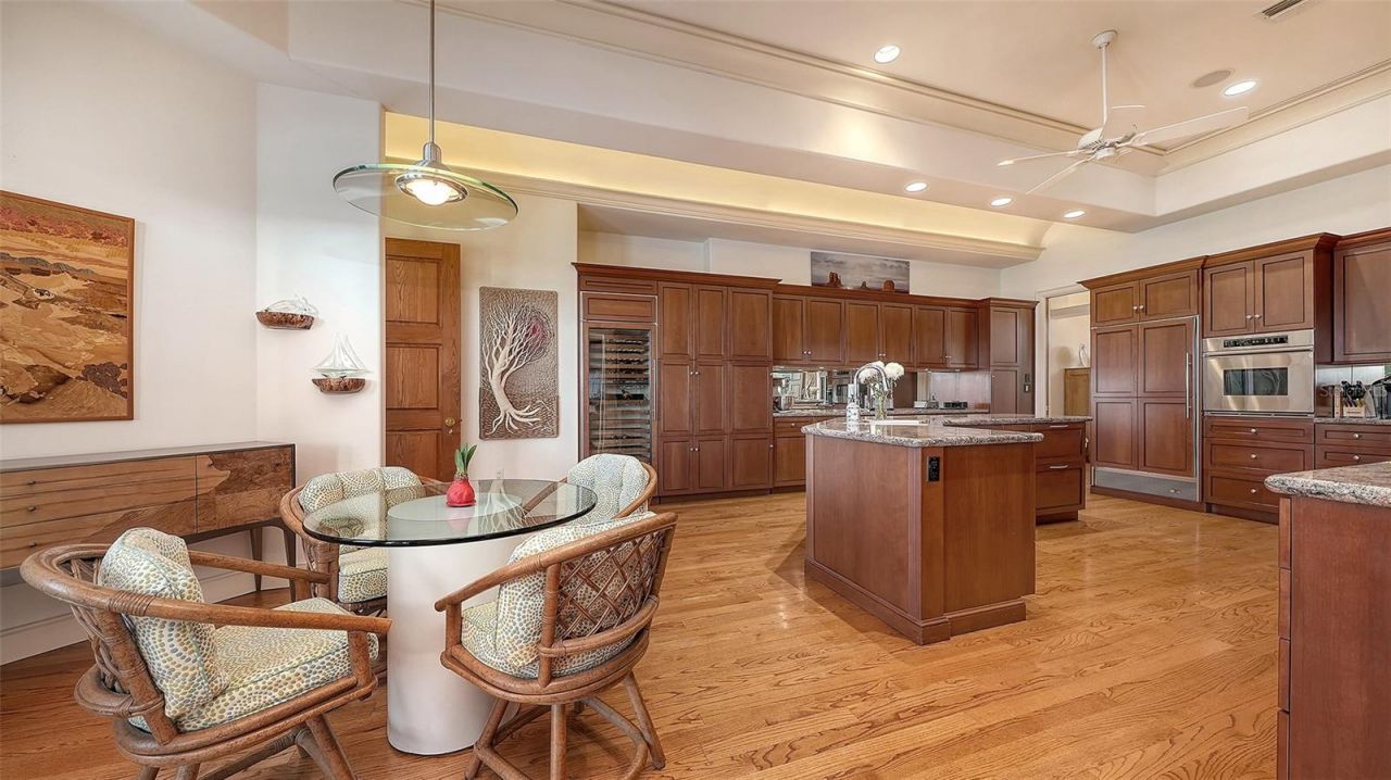 316 W Royal Flamingo Drive, Sarasota, FL 34236 Photo