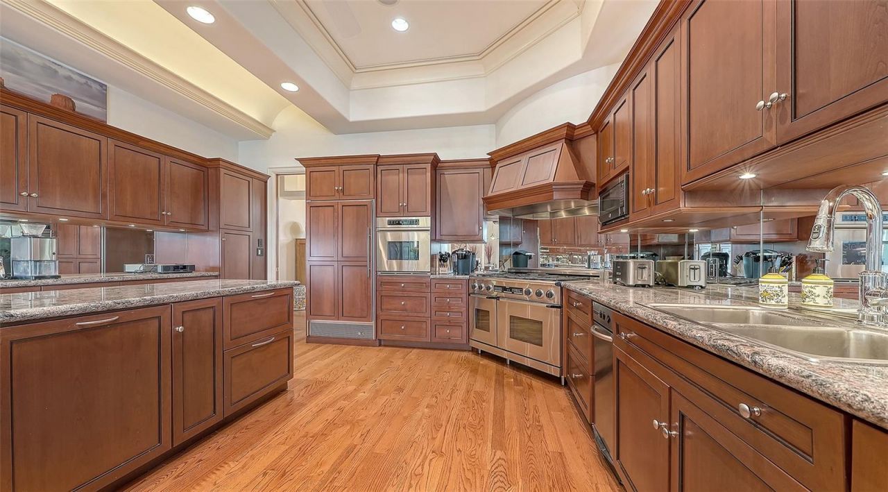 316 W Royal Flamingo Drive, Sarasota, FL 34236 Photo