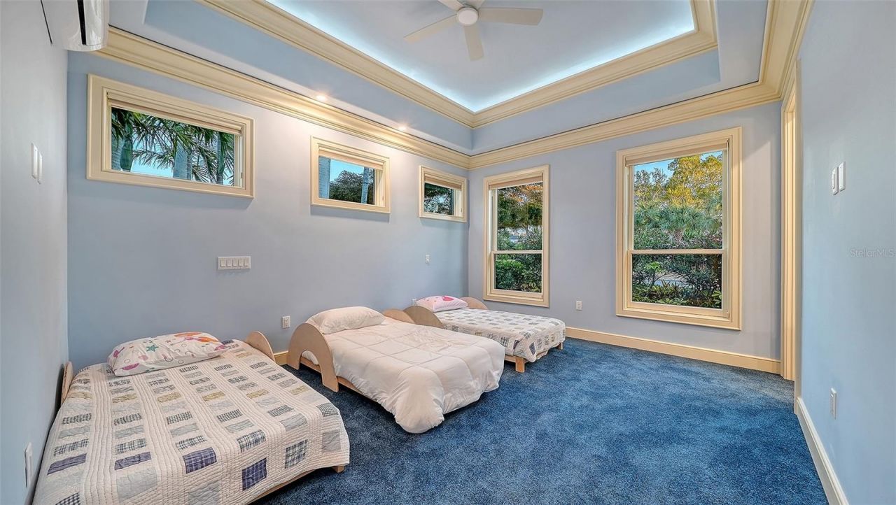 316 W Royal Flamingo Drive, Sarasota, FL 34236 Photo