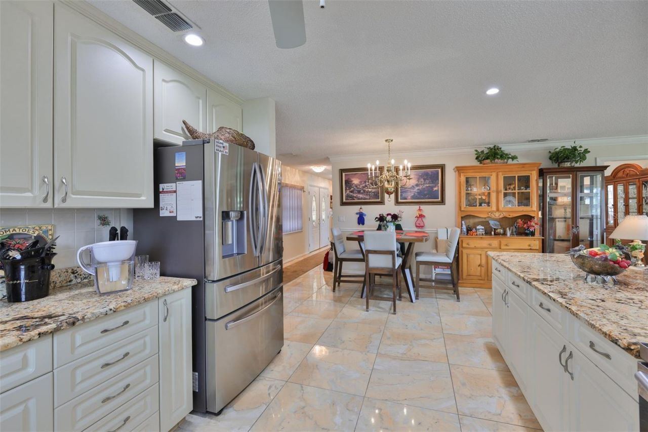 2106 W View Drive, Sun City Center, FL 33573 Photo