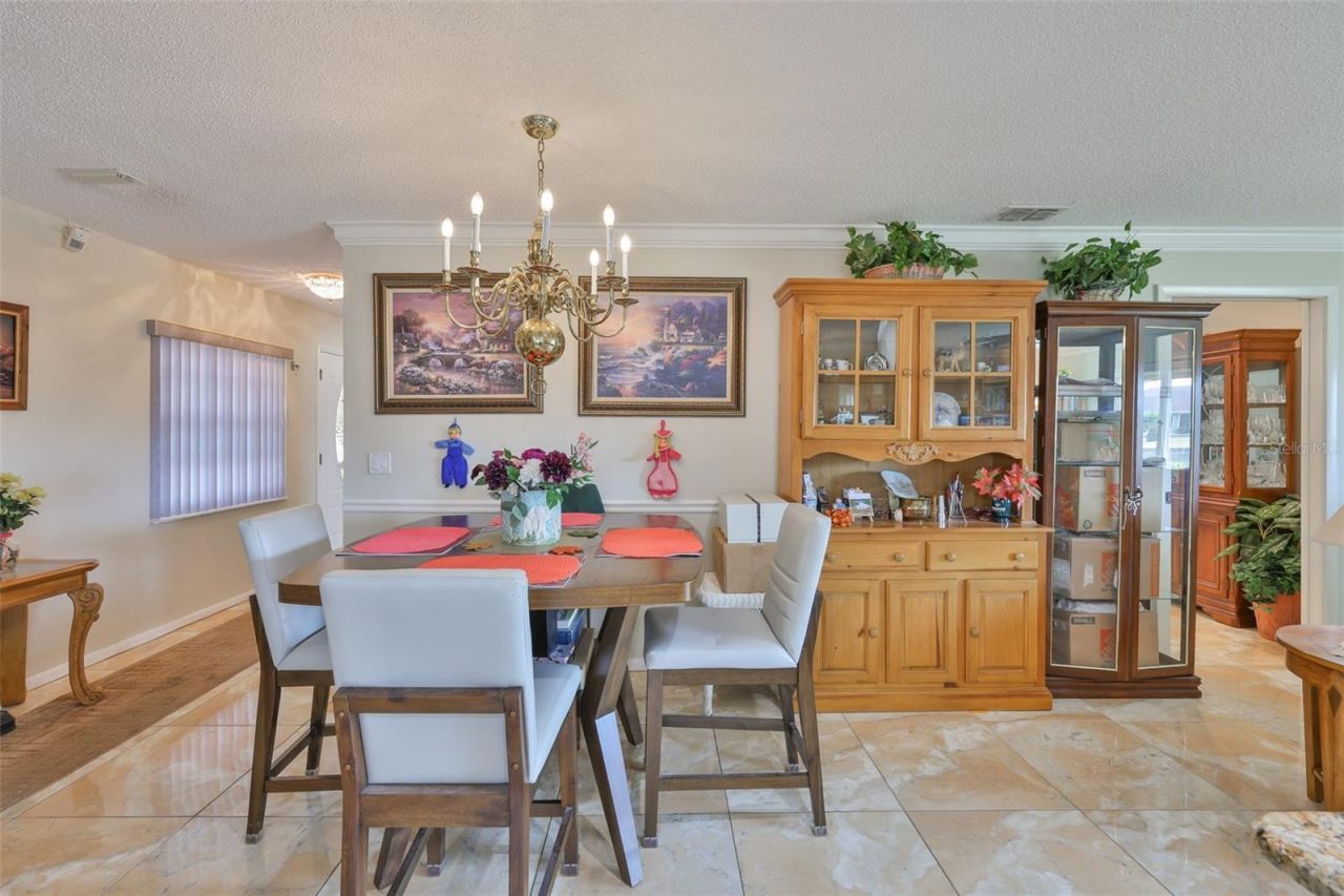 2106 W View Drive, Sun City Center, FL 33573 Photo