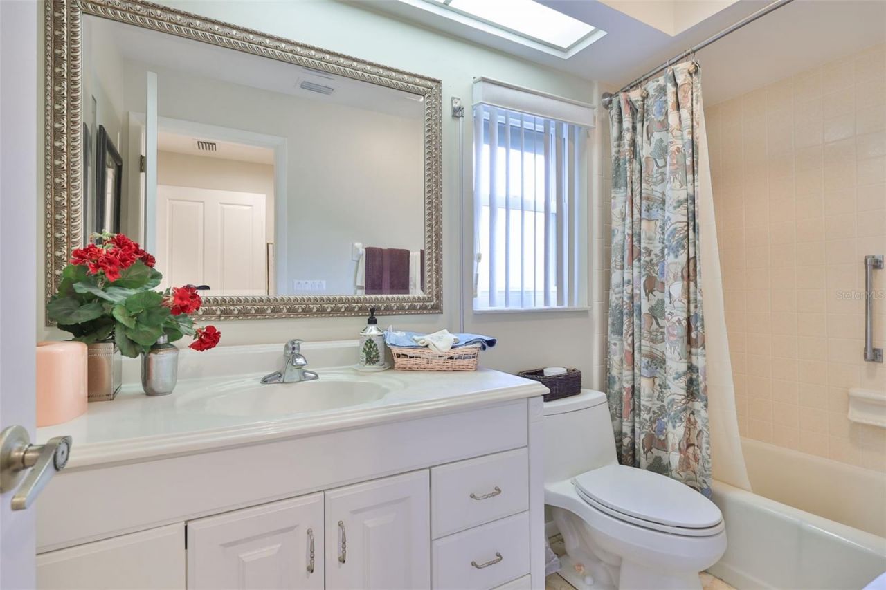 2106 W View Drive, Sun City Center, FL 33573 Photo