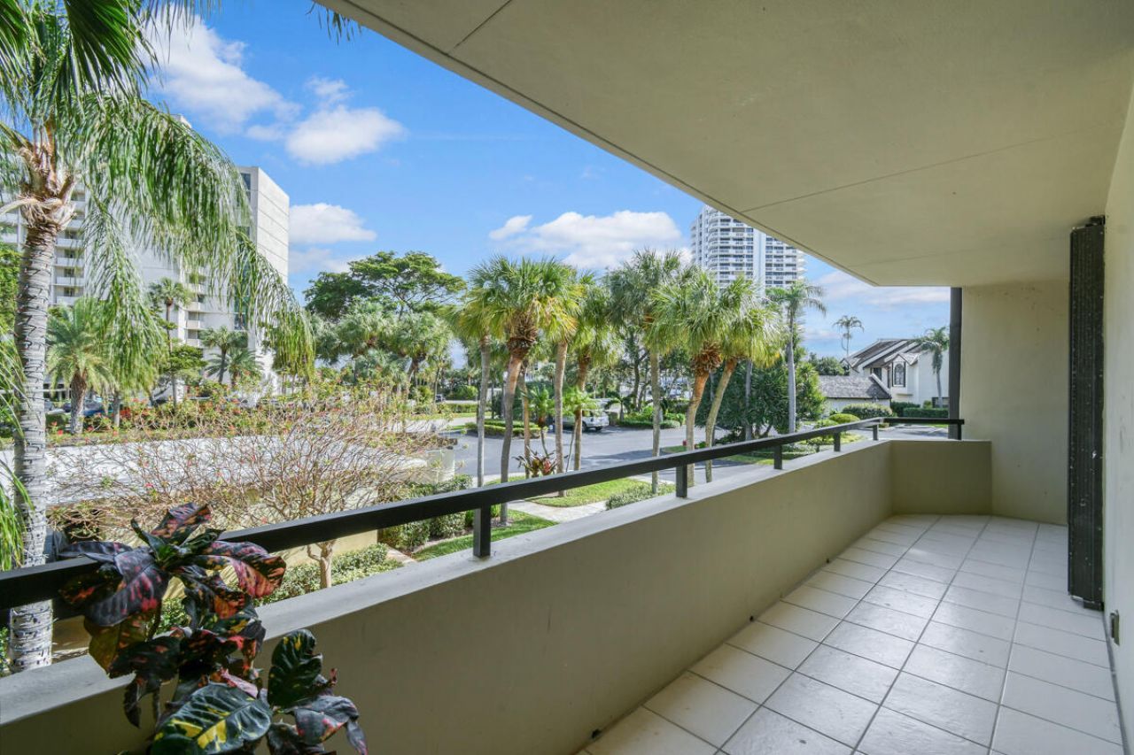 1117 Marine Way E, Unit K2-L, North Palm Beach, FL 33408 Photo